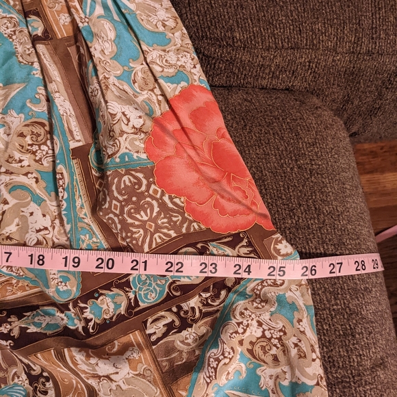 Vintage Worth scarf print silk wide leg Bermuda shorts - Picture 6 of 9